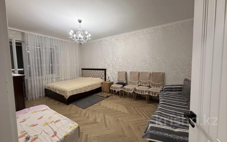1-комнатная квартира · 54 м² · 4/9 этаж, мкр Аксай-4 121 — Имеется страховой возвратный депозит в размере 200000 т за 260 000 ₸ в Алматы, Ауэзовский р-н — фото 2