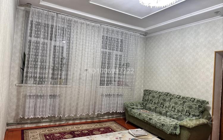 3-бөлмелі пәтер · 58 м² · 2/2 қабат, Абылай хан 110/5, бағасы: 12 млн 〒 в Туркестане — фото 2