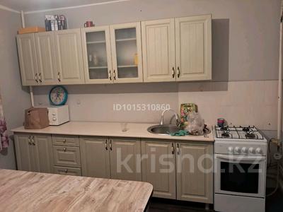 2-бөлмелі пәтер · 56 м² · 4/5 қабат, Улы Дала ш/а. 1119, бағасы: 13 млн ₸ в Таразе, мкр Улы Дала