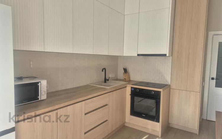 1-бөлмелі пәтер · 42 м² · 2/15 қабат, Манаса, бағасы: 400 000 ₸ в Алматы, Алмалинский р-н — фото 2