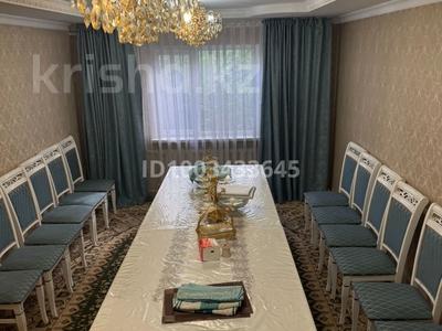 Продажа домов и дачи в Алматинской обл.: Отдельный дом · 5 комнат · 130 м² · 10 сот., Байтурсынова за 40 млн 〒 Отдельный дом · 5 комнат · 130 м² · 10 сот., Байтурсынова за 40 млн 〒 в