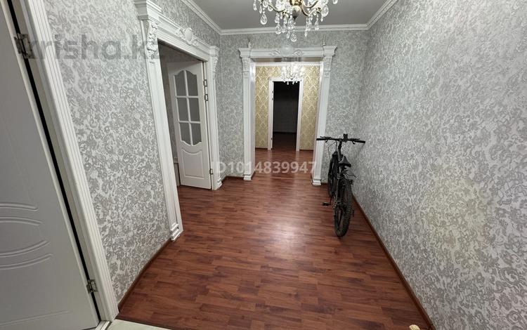 3-бөлмелі пәтер · 132.5 м² · 5/10 қабат, 12 ш/а. 37а, бағасы: 40 млн ₸ в Актобе, мкр 12 — фото 2