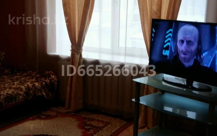 1-комнатная квартира · 40 м², Проспект Абая 48 — Проспект Назарбаева за 1 500 ₸ в Уральске — фото 2