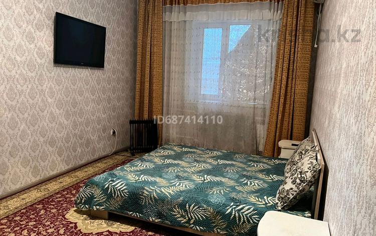 1-бөлмелі пәтер · 50 м² · 1/10 қабат, 11 ш/а. 37а, бағасы: 8 000 ₸ в Актобе, мкр 11 — фото 2