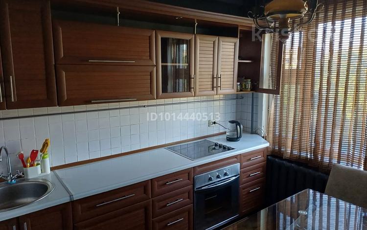 4-комнатная квартира · 83 м² · 4/5 этаж, Льва Толстого 6 за 250 000 ₸ в Усть-Каменогорске — фото 2