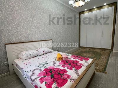 2-бөлмелі пәтер, 100 м², 6/16 қабат тәулігіне, 19-й мкр 5, бағасы: 13 000 〒 в Актау, 19-й мкр