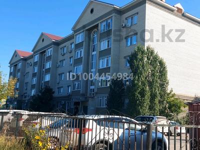 2-комнатная квартира · 80 м² · 1/5 этаж, мкр 5 5г — Есет батыра-Скулкина за 30.5 млн ₸ в Актобе