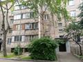 4-бөлмелі пәтер · 84 м² · 1/5 қабат, мкр Аксай-3А 66 — Ул. Яссауи,угол улицы Толе би, бағасы: 55 млн ₸ в Алматы, Ауэзовский р-н — фото 16
