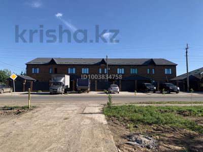 Часть дома · 4 комнаты · 182 м² · 3 сот., Жуманиязова 102 за 75 млн ₸ в Уральске