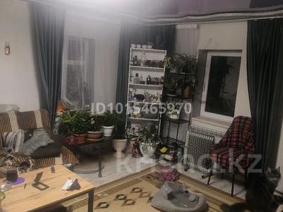 Жеке үй · 3 бөлме · 53.3 м² · 6.3 жүзд., Набережная 33 — 2 район, бағасы: 12 млн ₸ в Риддере