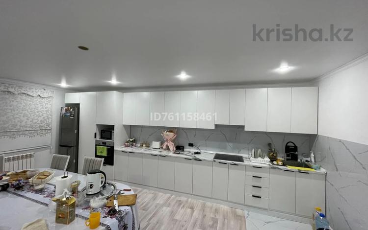Часть дома · 4 комнаты · 110 м² · 6 сот., Айманова 32 за 32 млн 〒 в Жезказгане — фото 2
