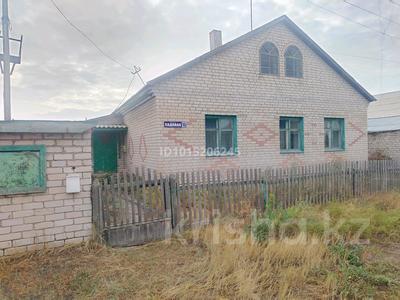 Отдельный дом · 3 комнаты · 114 м² · 20 сот., Садовая 15 за 18 млн ₸ в Шульбинске