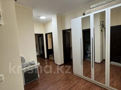 2-комнатная квартира · 80 м² · 3 этаж, 15-й мкр. 64А за 14 000 ₸ в Актау, 18-й мкр 