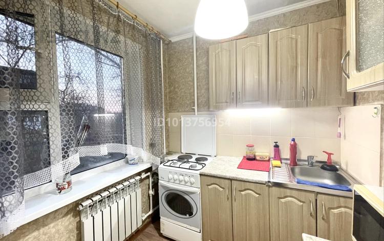2-комнатная квартира · 44 м² · 3/5 этаж, Майкудук, 13й микрорайон 7 — супермаркет Аян за 10.8 млн ₸ в Караганде, Алихана Бокейханова р-н — фото 2