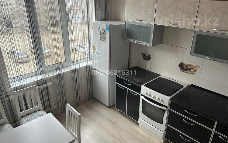 2-комнатная квартира · 49 м² · 3/5 этаж, юность за 19 млн ₸ в Семее — фото 2