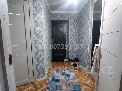 1-бөлмелі пәтер · 32.4 м² · 3/3 қабат, Сураншы батыр 34, бағасы: 8 млн ₸ в Аксукенте