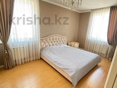 2-комнатная квартира, 71 м² посуточно, Момышулы — Астана моол, дворец школьников , триатлон парк за 14 000 〒