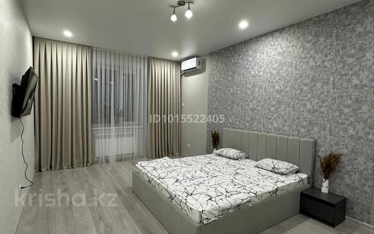 1-комнатная квартира · 55 м² · 5/5 этаж, мкр. Алтын орда 360а — Мангилик ел за 1 000 ₸ в Актобе — фото 2