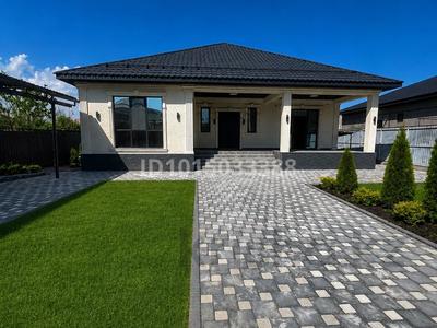 Отдельный дом · 4 комнаты · 180 м² · 6 сот., Асанова 31 за 85 млн ₸ в Туздыбастау (Калинино)