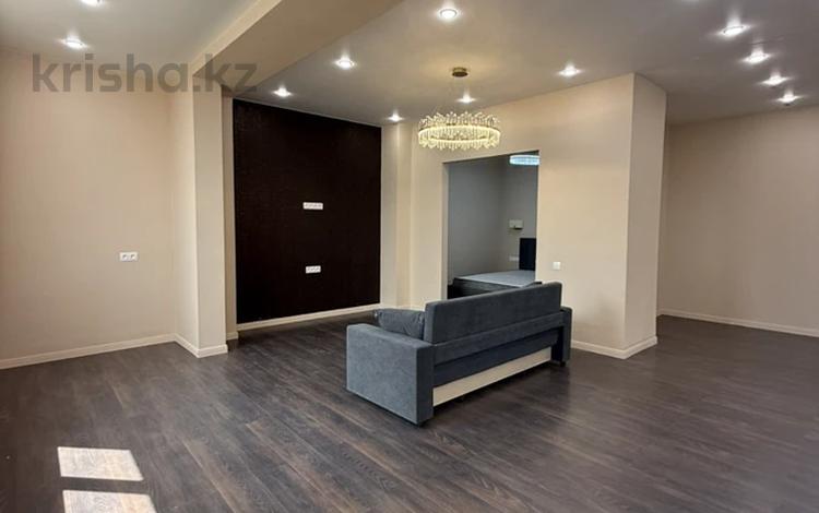 2-бөлмелі пәтер · 61 м² · 10/16 қабат, 17-й мкр 23, бағасы: 23 млн ₸ в Актау — фото 2