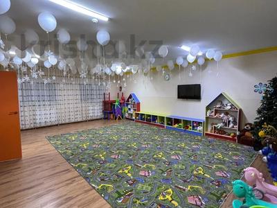 Еркін, монша, қонақ үй және демалыс орындары, медорталықтар мен дәріханалар, білім орталықтары · 600 м², бағасы: 210 млн 〒 в Жибек Жолы