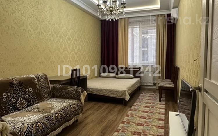 1-бөлмелі пәтер · 42 м² · 6/12 қабат, Ермек Серкебаев, бағасы: 320 000 ₸ в Алматы, Бостандыкский р-н — фото 2