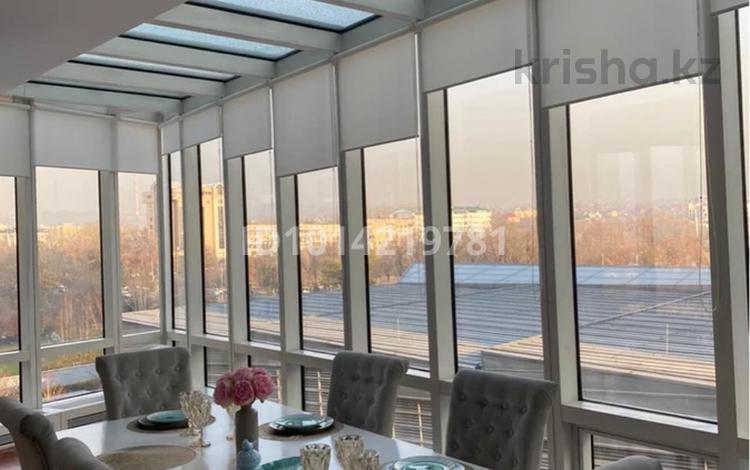 4-комнатная квартира · 198 м² · 7/22 этаж, Аль-Фараби 77/1 за 390 млн ₸ в Алматы, Бостандыкский р-н — фото 2