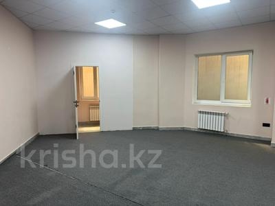 Свободное назначение, офисы, магазины и бутики, склады, салоны красоты, фитнес и спорт, медцентры и аптеки, образование, развлечения, конференц-залы, кабинеты и рабочие места, студии · 350 м² за 1.6 млн ₸ в Алматы, Медеуский р-н