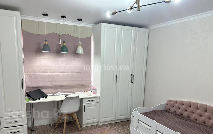 2-бөлмелі пәтер · 60 м² · 3/5 қабат, Бр.Жубановых 19а — Ост.Космос, бағасы: 24 млн ₸ в Хромтау — фото 2
