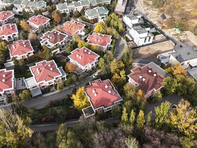 Отдельный дом · 8 комнат · 700 м² · 10 сот., мкр Горный Гигант, Эдельвейс микрорайон 63 за ~ 2 млрд 〒 в Алматы, Медеуский р-н