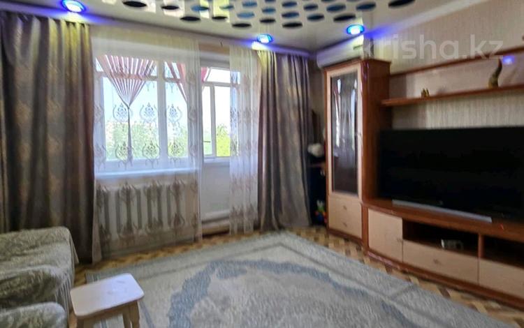 4-бөлмелі пәтер · 97.4 м² · 5/9 қабат, Бозтаева, бағасы: 38 млн ₸ в Семее — фото 2
