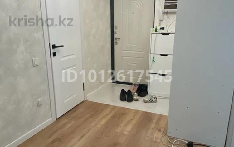 2-бөлмелі пәтер · 54.9 м² · 2/8 қабат, мкр Нуркент, 5/6, бағасы: 37 млн ₸ в Алматы, Алатауский р-н — фото 2