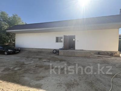 Жеке үй · 4 бөлме · 100 м² · 10 жүзд., Кетебай би 30 — Мкр.Арай, бағасы: 15 млн ₸ в 