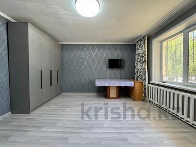 1-бөлмелі пәтер · 35 м² · 1/9 қабат, мкр Юго-Восток, мкр Гульдер 1, бағасы: 15 млн ₸ в Караганде, Казыбек би р-н