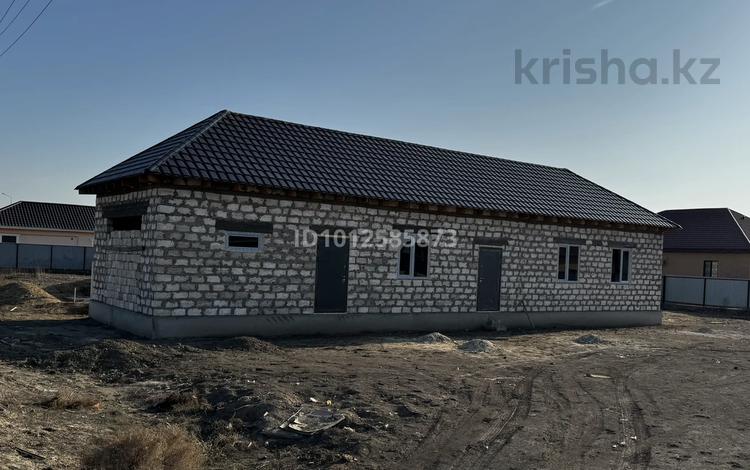 Отдельный дом · 2 комнаты · 120 м² · 8 сот., 47 6 — Мешіттің шамасы за 12 млн ₸ в Еркинкале — фото 2