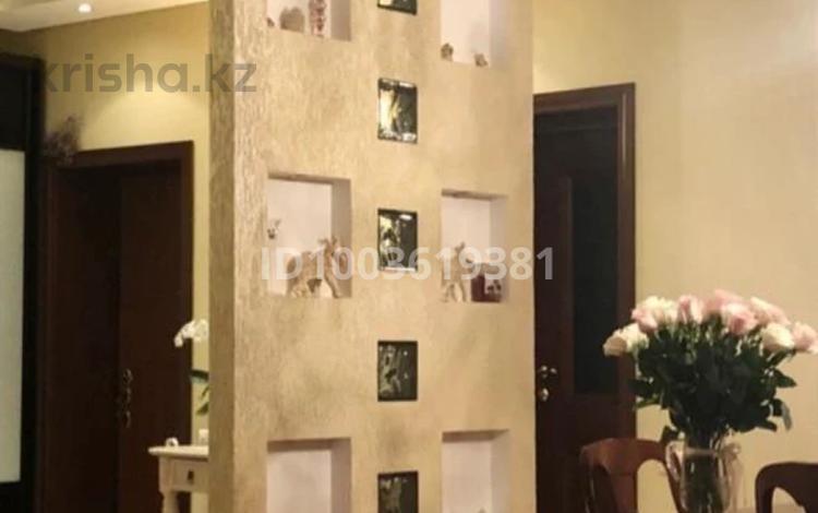 3-бөлмелі пәтер · 120 м² · 3/5 қабат, Ескалиева 293, бағасы: 64 млн ₸ в Уральске — фото 2
