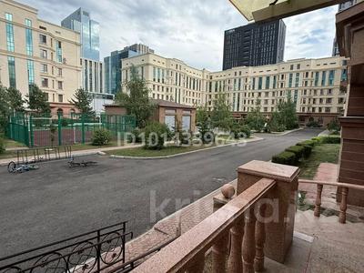 4-бөлмелі пәтер · 214 м² · 4/6 қабат, Сыганак, бағасы: 270 млн ₸ в Астане, Есильский р-н
