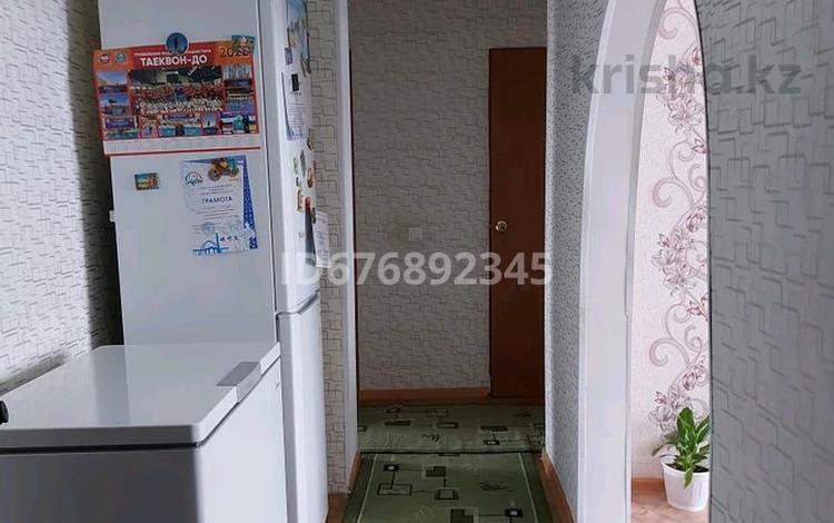 2-бөлмелі пәтер · 50 м² · 4/5 қабат, АСХК (Опытный) 1 — Находится возле колледжа АСХК, бағасы: 9 млн ₸ в Актобе — фото 2