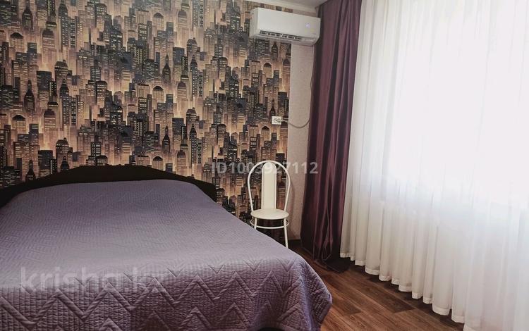 1-комнатная квартира · 40 м² · 6/10 этаж, Валиханова — ЦУМ (каспи банк) за 2 000 〒 в Семее — фото 2