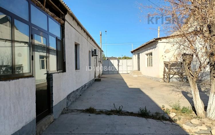 Часть дома · 4 комнаты · 100 м² · 8 сот., Гаухартас 31 за 18 млн 〒 в Туркестане — фото 2