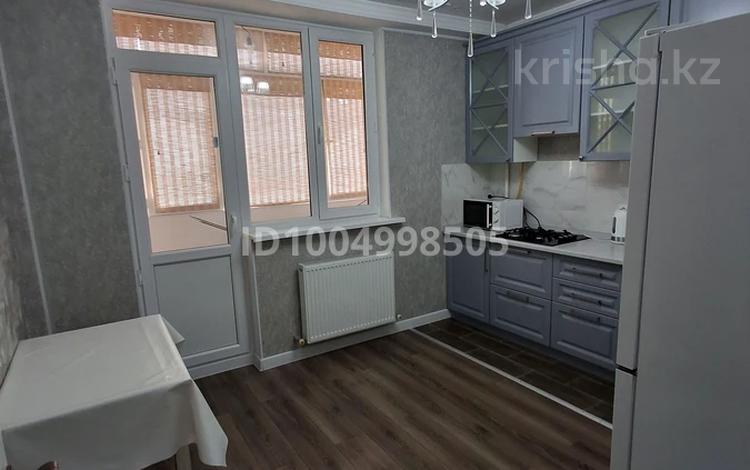 1-комнатная квартира · 48 м² · 2/5 этаж, 17-й мкр 77 за 170 000 ₸ в Актау — фото 2
