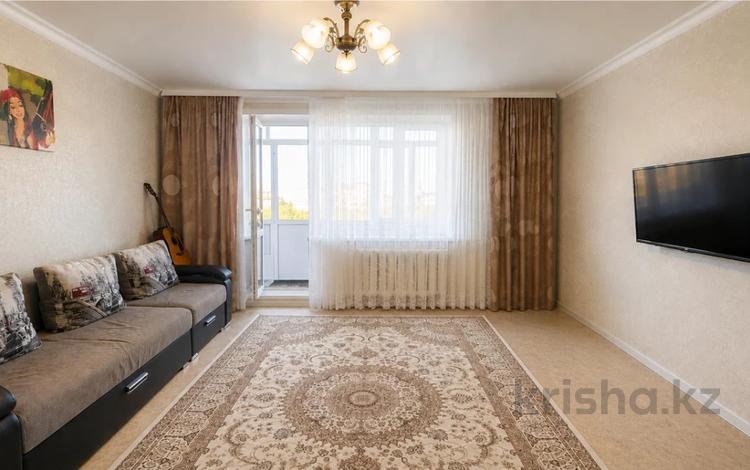 4-комнатная квартира · 76.8 м² · 9/9 этаж, мкр Юго-Восток, Гапеева — Средняя школа №81, Поликлиника №5, Ясли-сад №61 "Айголек", Карагандинский транспортно-технологический колледж, Карагандинский Банковский колледж, Карагандинский государственный университет им. академика Е.А. Букетова, Областной медицинский центр, Детский медицинский центр за 23.5 млн ₸ в Караганде, Казыбек би р-н — фото 2