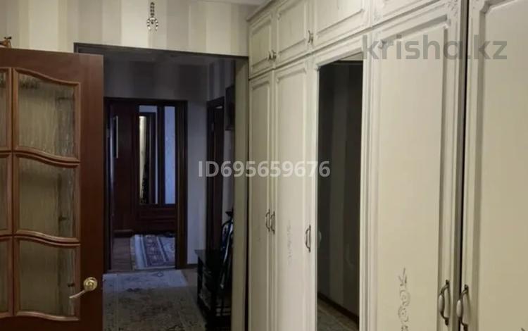 4-бөлмелі пәтер · 92 м² · 5/5 қабат, 13-ш/а. 44, бағасы: 25 млн ₸ в Актау, 13-й мкр — фото 2