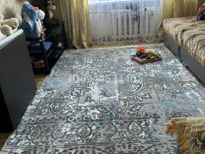 Пәтерлер в Восточно-Казахстанской обл.: 2-бөлмелі пәтер · 47.6 м² · 1/5 қабат, проспект Абая, бағасы: 11.5 млн 〒 2-бөлмелі пәтер · 47.6 м² · 1/5 қабат, проспект Абая, бағасы: 11.5 млн 〒 в Риддере
