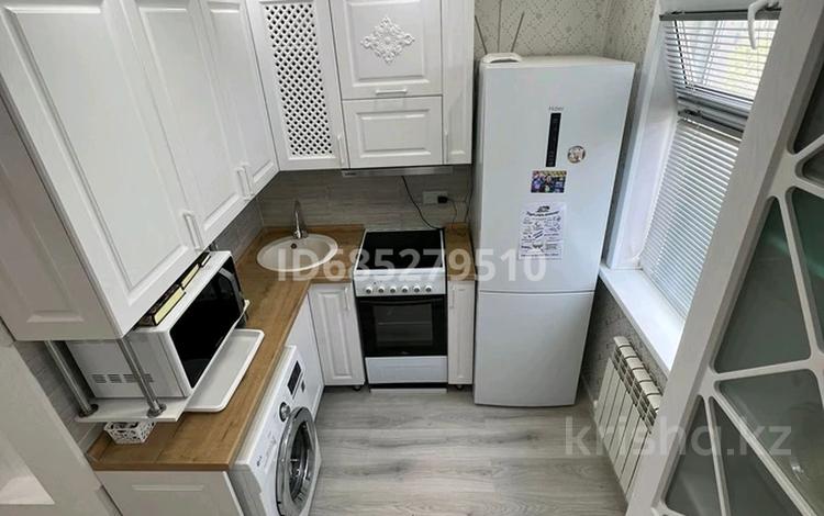 2-бөлмелі пәтер · 44 м² · 4/5 қабат, Алашахана 21, бағасы: 17 млн ₸ в Жезказгане — фото 2