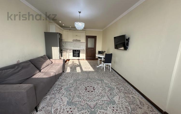 2-комнатная квартира · 80 м² · 14/19 этаж, Брусиловского 167 за 350 000 ₸ в Алматы, Алмалинский р-н — фото 2