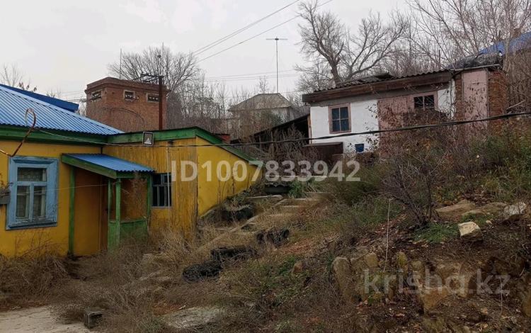 Отдельный дом · 4 комнаты · 45 м² · 7.2 сот., Переулок Челюскина — Островского 2 за ~ 8.7 млн 〒 в Усть-Каменогорске — фото 2