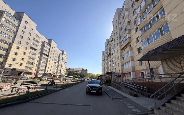 2-бөлмелі пәтер · 60 м² · 1/9 қабат, ул. Байтурсынова 65, бағасы: 26 млн ₸ в Семее, Красный Кордон — фото 2
