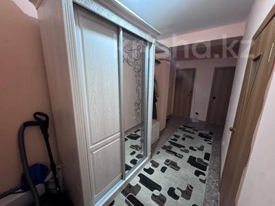 2-бөлмелі пәтер · 54 м² · 9/9 қабат, Карагайлы 34, бағасы: 20 млн ₸ в Семее