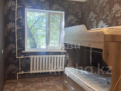 2-комнатная квартира · 46 м² · 2/5 этаж, Майкудук, Майкудук, 19й микрорайон 48 за 13.5 млн ₸ в Караганде, Алихана Бокейханова р-н